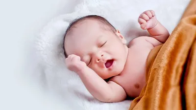Ребенок 5 месяцев, неземной красоты» — создано в Шедевруме