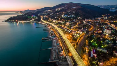 Улицы Адлера, море и набережная - фото пляжа, города и Олимпийской деревни  - Itonga.ru