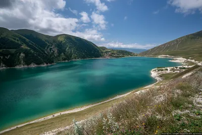 Высокогорное озеро Кезеной-Ам (31 фото)