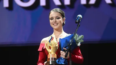Анна Щербакова получила награду как лучшая российская спортсменка Игр‑2022