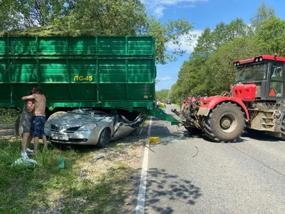 Ладу\" разорвало на части: 5 человек погибли в крупном ДТП в Подмосковье