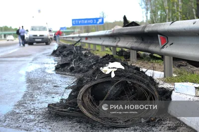 В Подмосковье \"Ладу\" пронзил отбойник - KP.RU