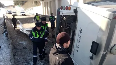 Жительница Подмосковья стала жертвой ДТП с участием автобуса и фуры в  Саратове