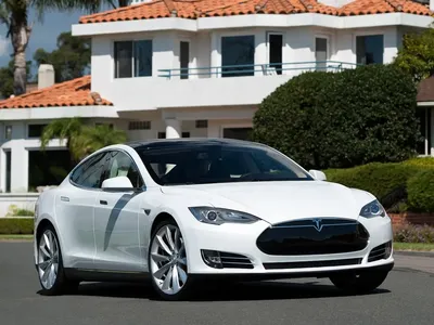 Купить новый TESLA Model S Plaid в наличии и под заказ в Москве, России и  СНГ