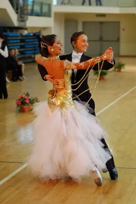 Мария Колмакова on Instagram: \"#танцы #бальныетанцы #румба #латина #dance  #dancer #couple #dancecouple #rumba #latindance\"