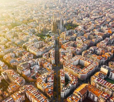 Барселона | 10 мест, которые стоит посетить в Барселоне