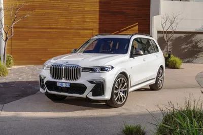 BMW X7 рестайлинг 2022, 2023, 2024, джип/suv 5 дв., 1 поколение, G07  технические характеристики и комплектации