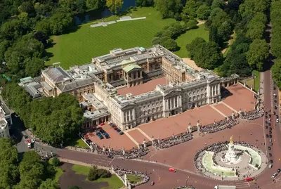 Букингемский дворец в Лондоне (Buckingham Palace) - информация для туристов  история