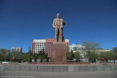 Здание торгового центра «Универсал» загорелось в Чите | 22.05.2023 | Чита -  БезФормата