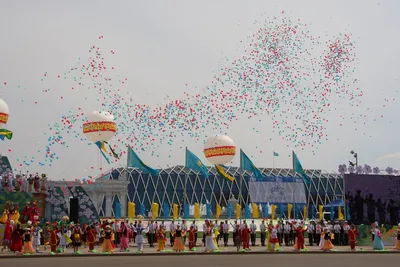 С праздником единства народов Казахстана! -