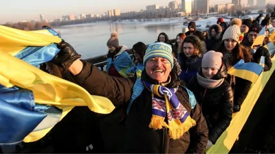 Международный день объятий: Можно ли обнимать незнакомцев - Новая Сибирь  online