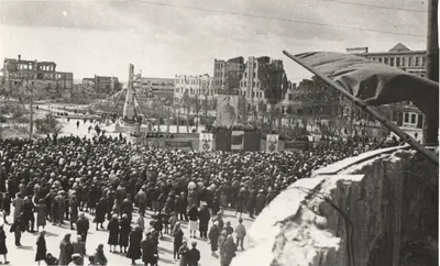 Фото 9 мая российские Помним и ценим 1941-1945 Слово - Надпись Белый