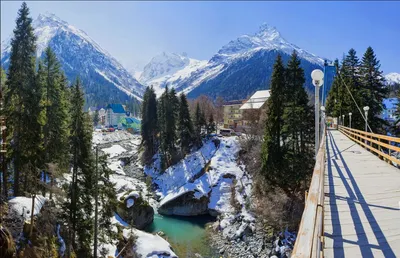 Домбай Горный Район Карачаево Черкесии стоковое фото ©FineShine 339565630