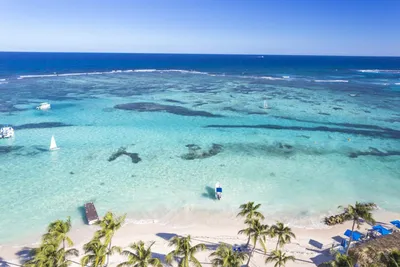 Побережье Доминиканы 🌊: особенности береговой линии 🌴