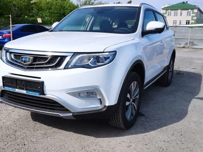 Geely Atlas - фото салона, новый кузов