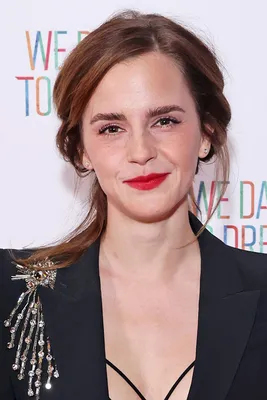 Emma Watson Goes Bra-First for Her Big Return to the Red Carpet | Vogue