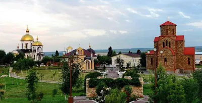 Гора Воскресения, Петропавловский храмовый комплекс (город Ессентуки) -  Туроператор по Югу России