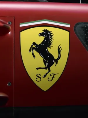 What it's actually like to drive the bewildering new Ferrari Purosangue |  British GQ