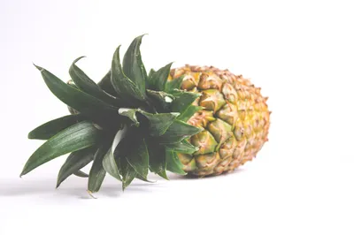 Фигурка ананаса Pineapple, золотой, керамика, 8х19 см