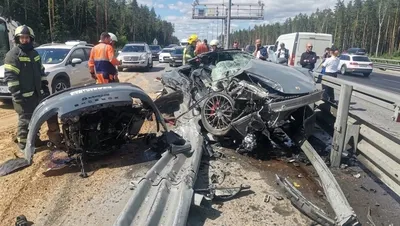 Два человека погибли в страшной аварии на ЗСД с грузовиками и Porsche