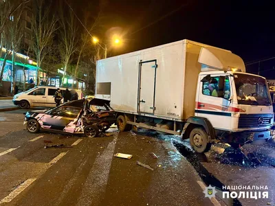 ФОТО С МЕСТА ПРОИСШЕСТВИЯ | В страшной аварии в Харьюмаа погибли мужчина и  семилетний ребенок. Еще двое детей доставлены в больницу - Delfi RUS