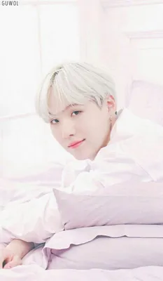 Юнги в красном💕 | •BTS|SUGA• Amino