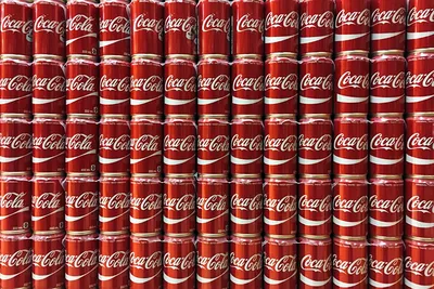 В Британии требуют запретить проезд рождественских грузовиков Coca-Cola –  Авто – Коммерсантъ