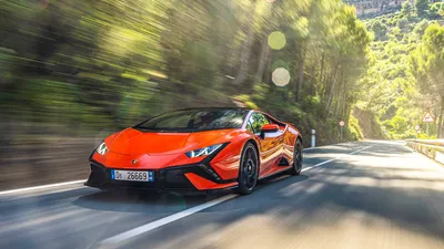 Lamborghini Debuts Special Edition Aventador, Huracán At Monterey