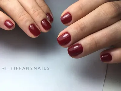 Маникюр на короткие ногти в студии маникюра Tiffany Nails