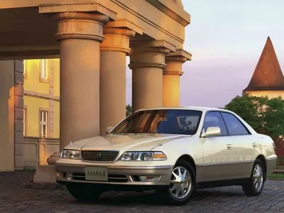 Toyota Mark 2 Белая блестящая Toyota…» — создано в Шедевруме