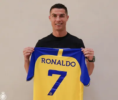 Football news 2022: Cristiano Ronaldo signs deal with Saudi Arabia side Al  Nassr, contract details, Manchester United