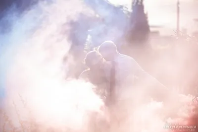 Свадебная фотосессия с цветным дымом!