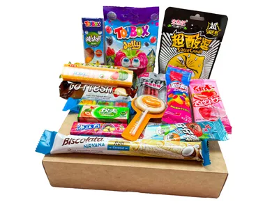 много красочных конфет и сладостей на столе. фотография со склада  Редакционное Изображение - изображение насчитывающей шоколад, дети:  221172160