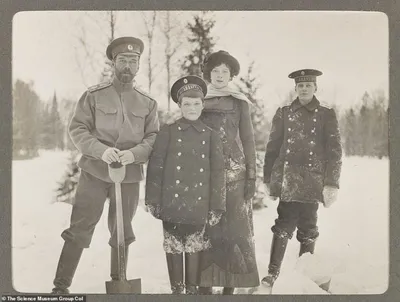 Семейные фотографии царской семьи Романовых (1915-1916 гг)