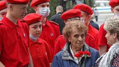 Матч ветеранов «Зенита» и «Спартака» в преддверии Суперкубка. Фотогалерея  :: Футбол :: РБК Спорт