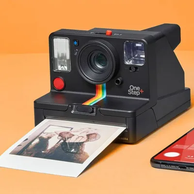 Моментальный фотоаппарат Polaroid 300, PIC300 красный купить по лучшей цене  в интернет-магазине Polaroid