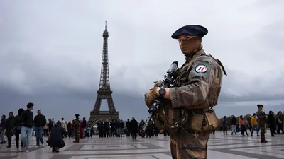 городской пейзаж Франция Paris Стоковое Изображение - изображение  насчитывающей урбанско, эйфель: 18150171