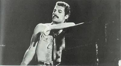 Freddie Mercury «Mother love». Последние съемки и песня великого певца -  YouTube