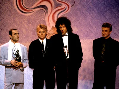 Queen выпустила неизданную песню с вокалом Фредди Меркьюри - vinegret