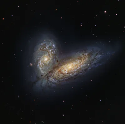 Галактика NGC 3254