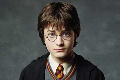 Гарри Поттеру исполнилось 39 лет: биография и интересные факты | BURO.