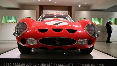 New York: Ferrari 250 GTO für 51,7 Millionen US-Dollar ersteigert - DER  SPIEGEL