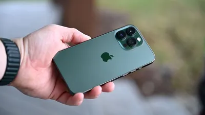 Apple's iPhone 13 Pro in Alpine Green: Hands on | AppleInsider