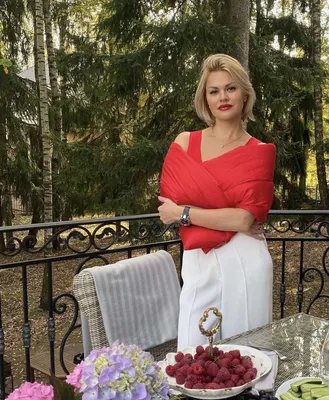 Ирина Круг в экстремально откровенном наряде произвела фурор в Сети