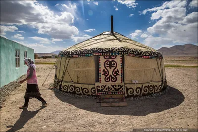 Юрта своими руками | Yurt, Outdoor bed, Decor