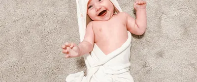 15 Ridiculously Cute Baby's First Christmas Photo Ideas - DockATot  Australia and New Zealand