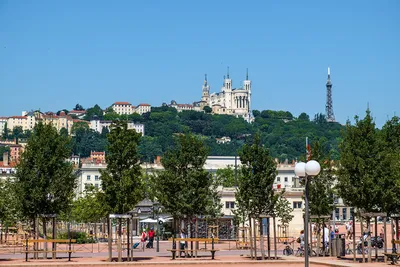 Город Лиона в Франции стоковое фото. изображение насчитывающей экстерьер -  95346058