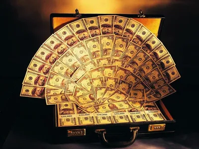 Фон долларами. Много денег. Фон денег. Стоковое Изображение - изображение  насчитывающей деньги, американская: 174443659