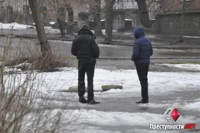 Волгодонец нашел в своем гараже повешенного мужчину