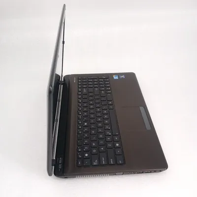 Ноутбук Asus K52F / 15.6\" 1366х768 / CPU Intel Core i3-370m (2.4 ГГц) / GPU  Intel HD Graphics /